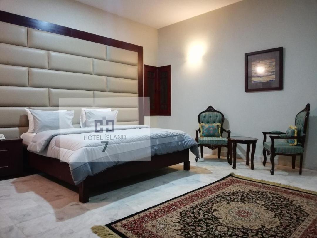 Hotel 7Island Karachi Exterior photo