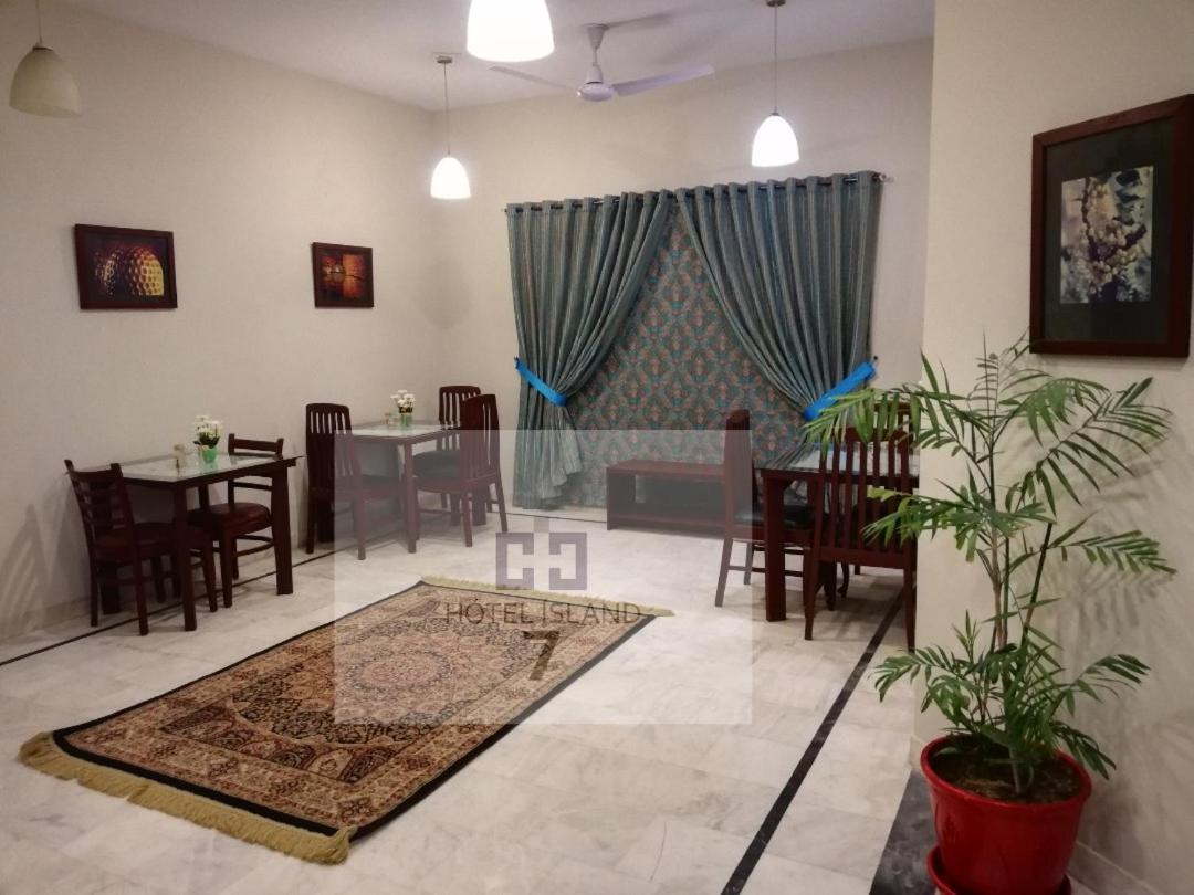 Hotel 7Island Karachi Exterior photo
