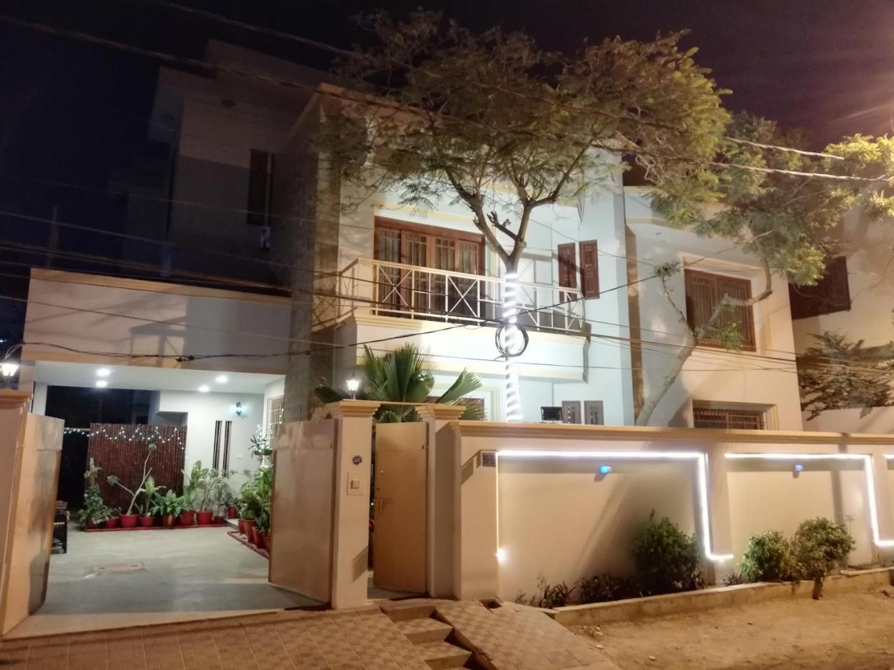 Hotel 7Island Karachi Exterior photo
